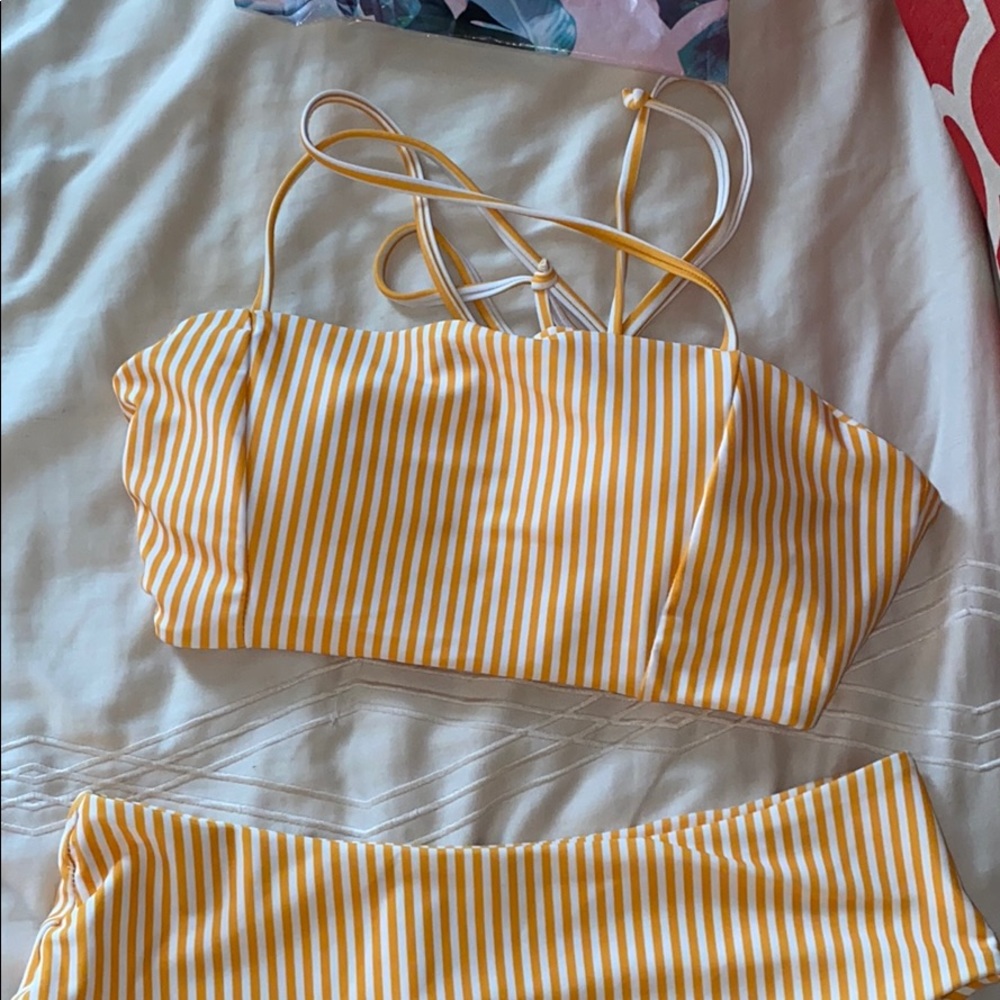 Swimsuit - Picture 2 of 3